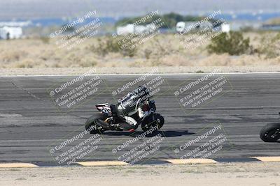 media/Dec-07-2025-CVMA (Sun) [[3e7d2de5dc]]/Race 5-Formula UL-CVMA Hooligans-American Thunder/